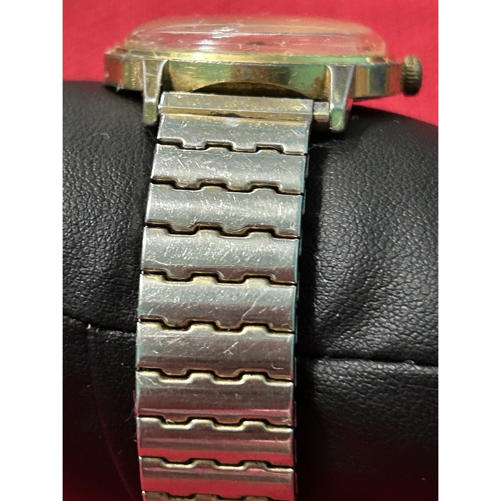 Vintage Men's 1970's Timex 35mm - Gold Tone Manual Date Time Wind Rare Working - Picture 4 of 13